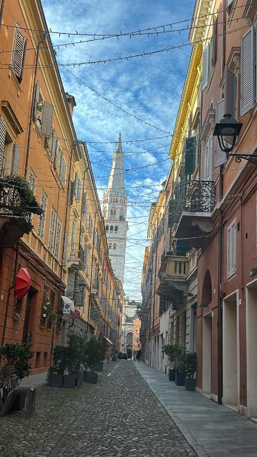 Asaproom-Modena Centro Buitenkant foto